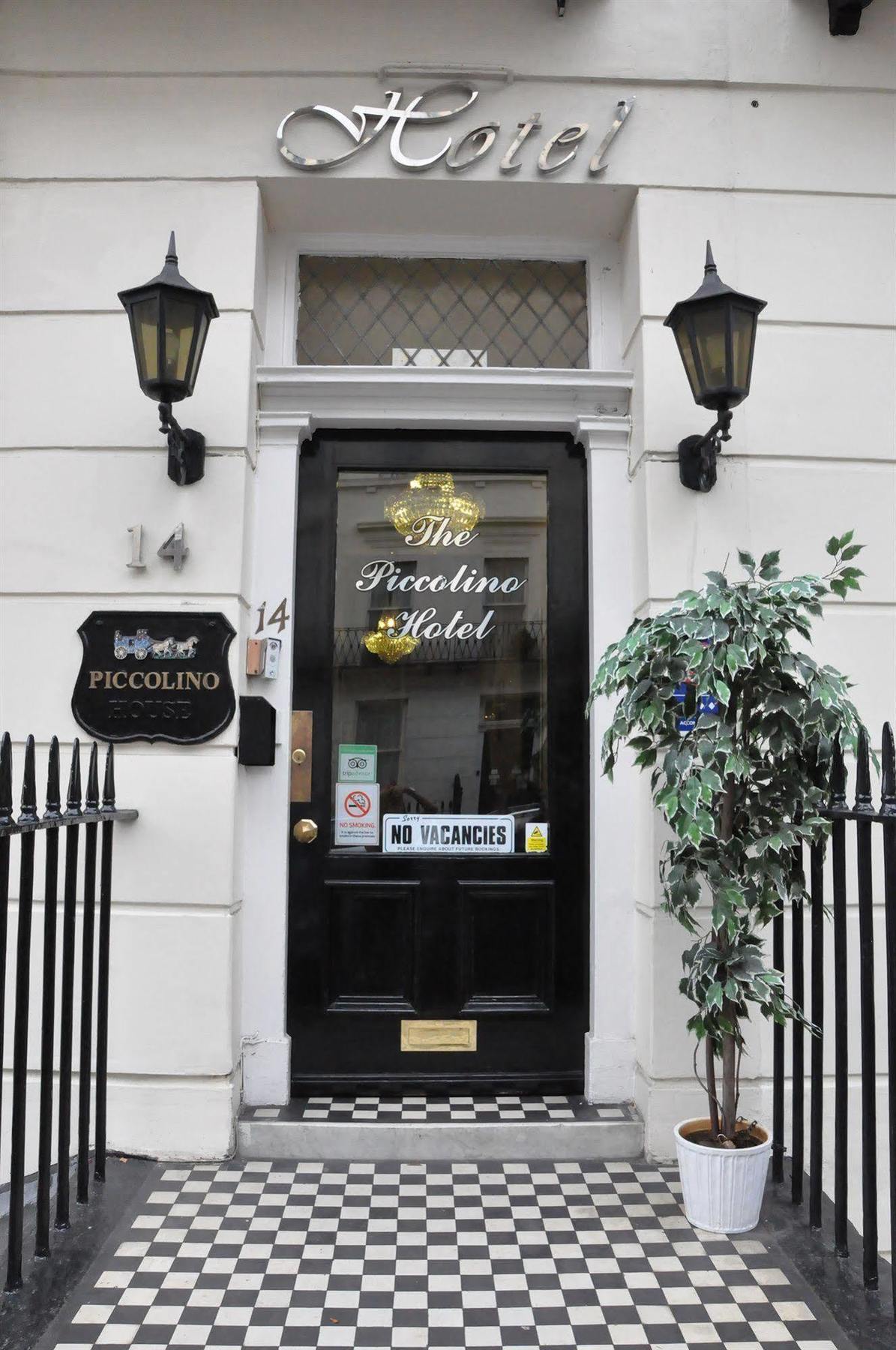 Piccolino Hyde Park B&B